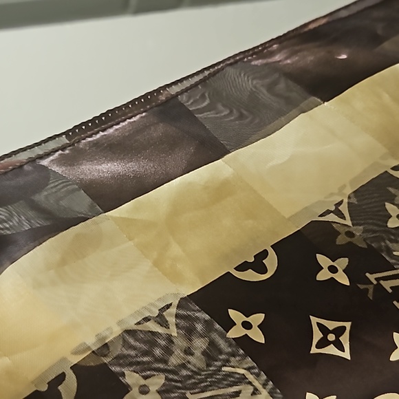 Louis vuitton Scarf - Picture 2 of 5